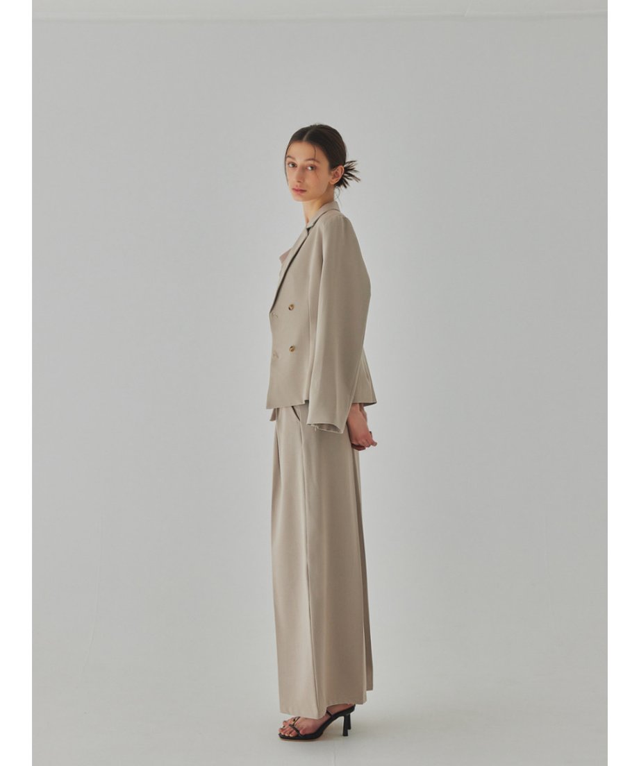 sample sale / center tuck wide pants